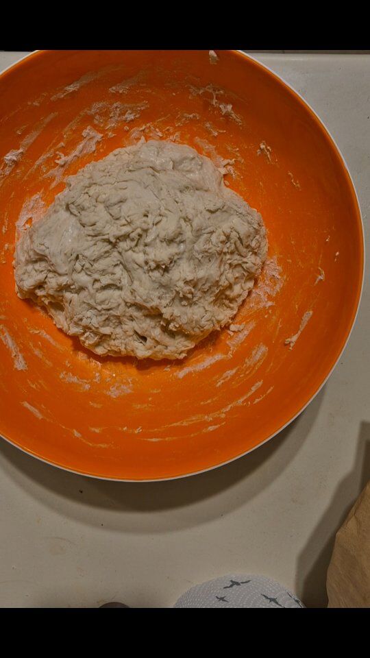 Mixing up a little sourdough for my Saturday, and filling the house with fresh bread smells. What a joy ❤️🍞😊

#merchanthomestead #thegoodlife #urbanhomestead #fromscratch #homemadefood #sourdough #sourdoughbread #bakingbread #dough #mindfulness
